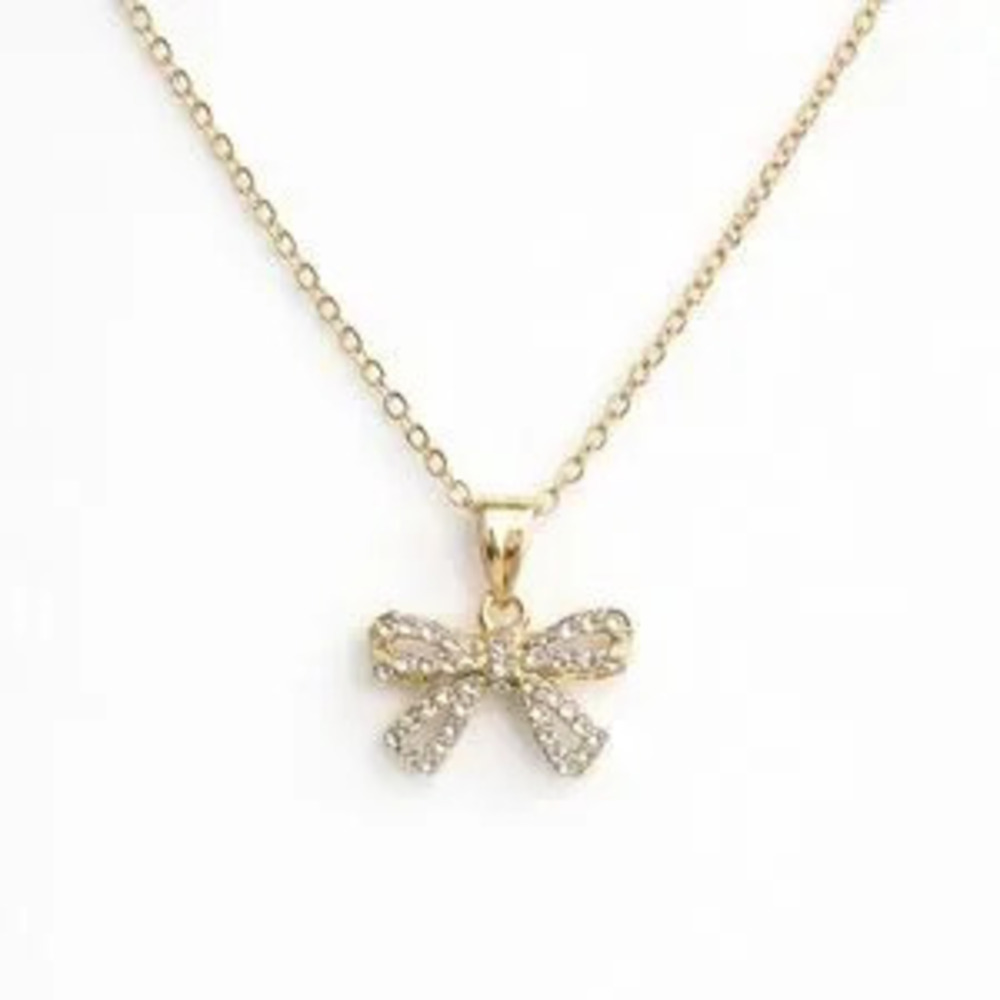 ?? Elegant Gold Bow Pendant Necklace